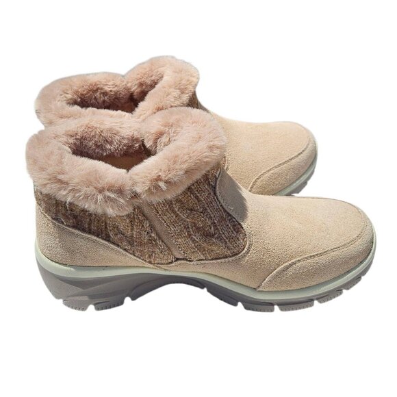 Sketchers Easy Going Cozy Inn Ankle Winter Boots - Picture 4 of 8